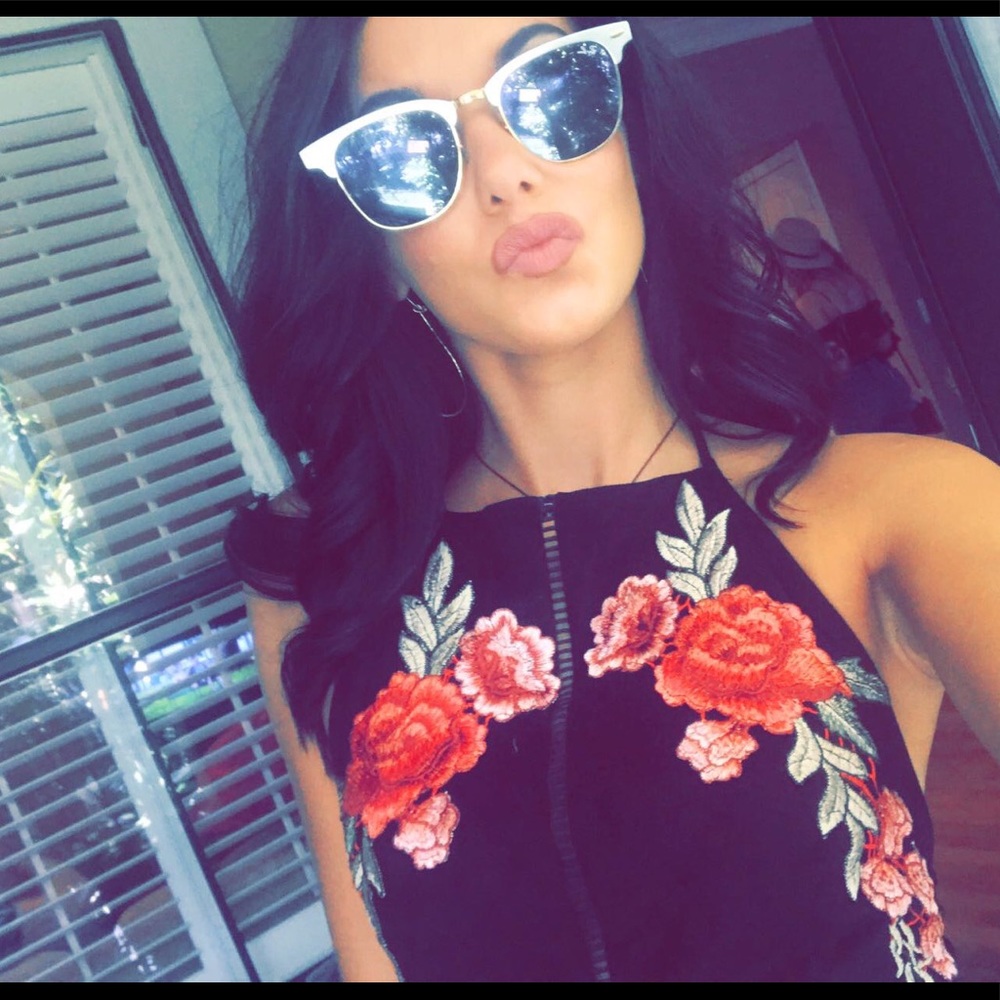 Meet your Posher, Emily